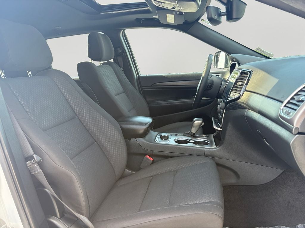 2019 Jeep Grand Cherokee Laredo