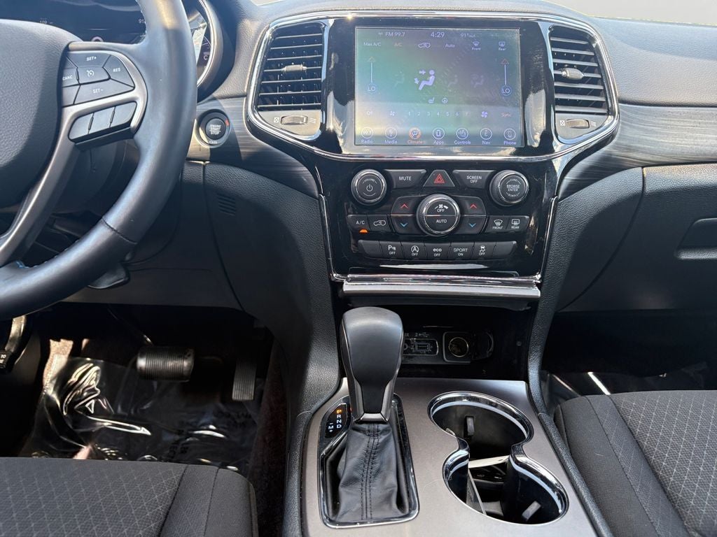 2019 Jeep Grand Cherokee Laredo