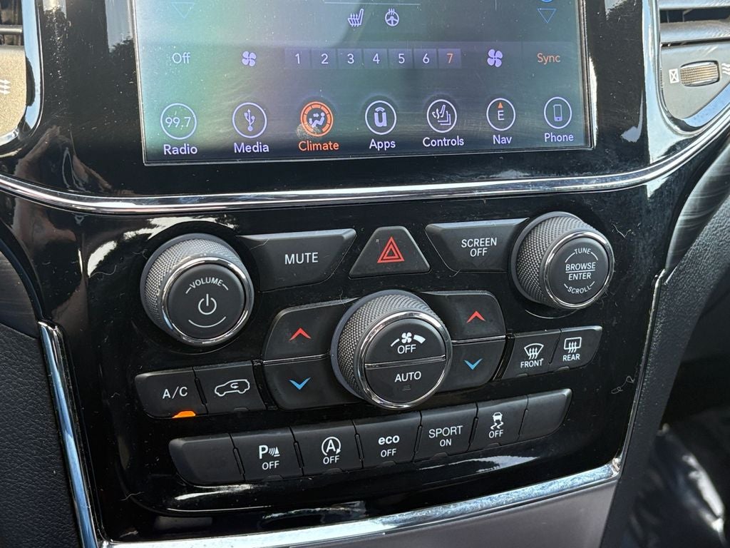 2019 Jeep Grand Cherokee Laredo