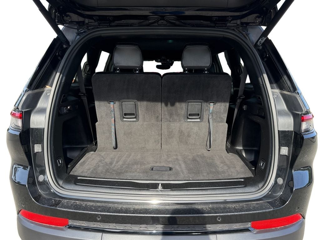2022 Jeep Grand Cherokee L Altitude