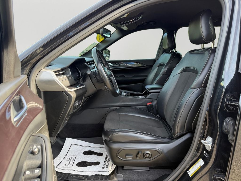 2022 Jeep Grand Cherokee L Altitude