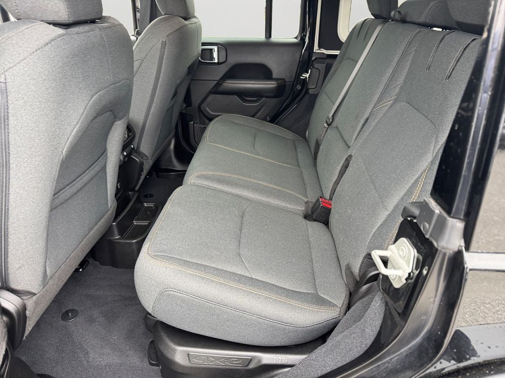 2024 Jeep Wrangler Sahara 4xe