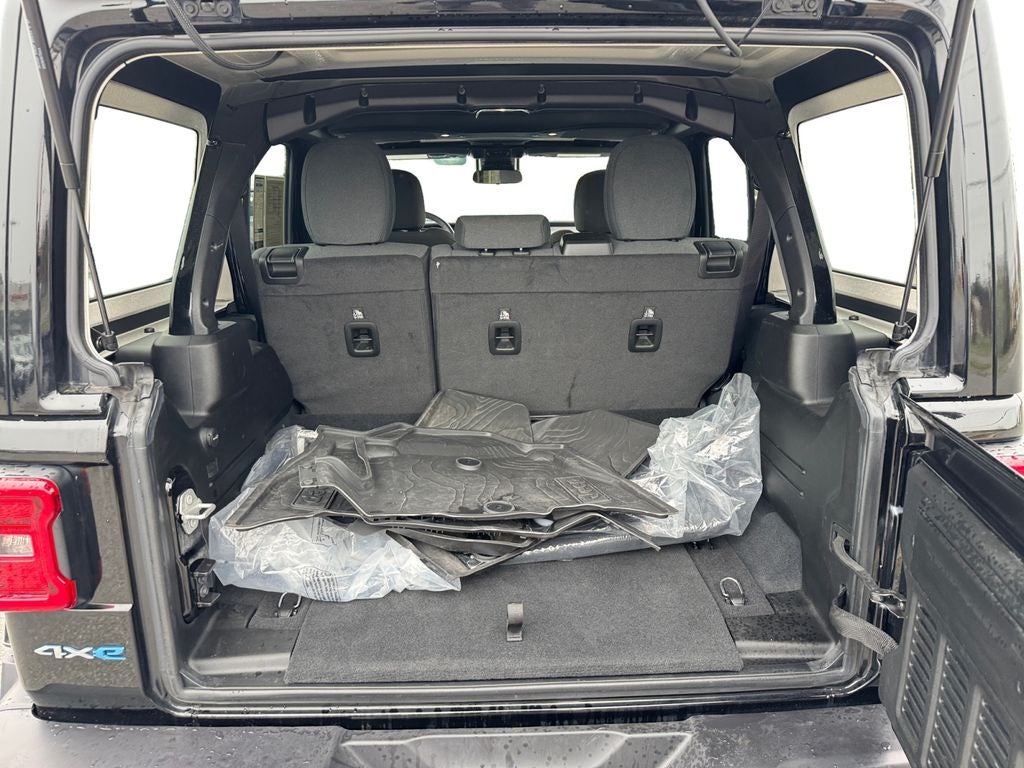 2024 Jeep Wrangler Sahara 4xe