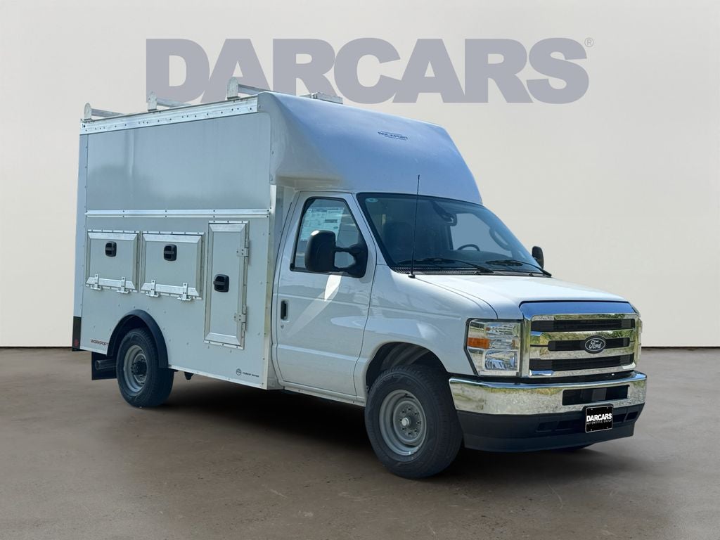 2027 Ford E-350SD Base Cutaway