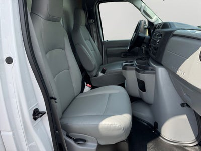 2027 Ford E-450 17 Ft ROCKPORT Box Truck W/ Tuckaway lift gate