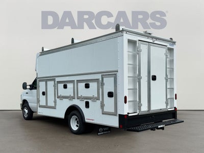 2027 Ford E-450SD Base