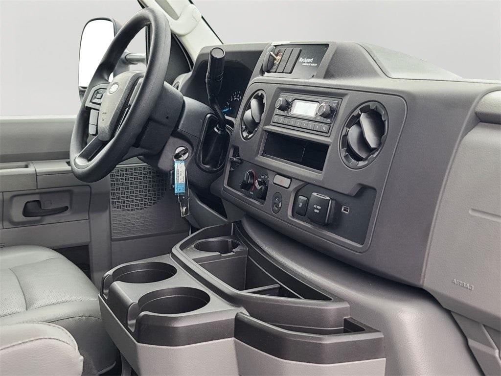 2026 Ford E-450 12ft ROCKPORT WORKPORT Walk In Utility Van