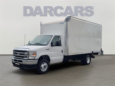 2026 Ford E-450 12ft ROCKPORT WORKPORT Walk In Utility Van