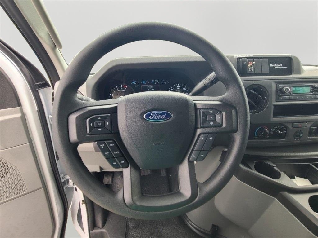 2026 Ford E-450 12ft ROCKPORT WORKPORT Walk In Utility Van