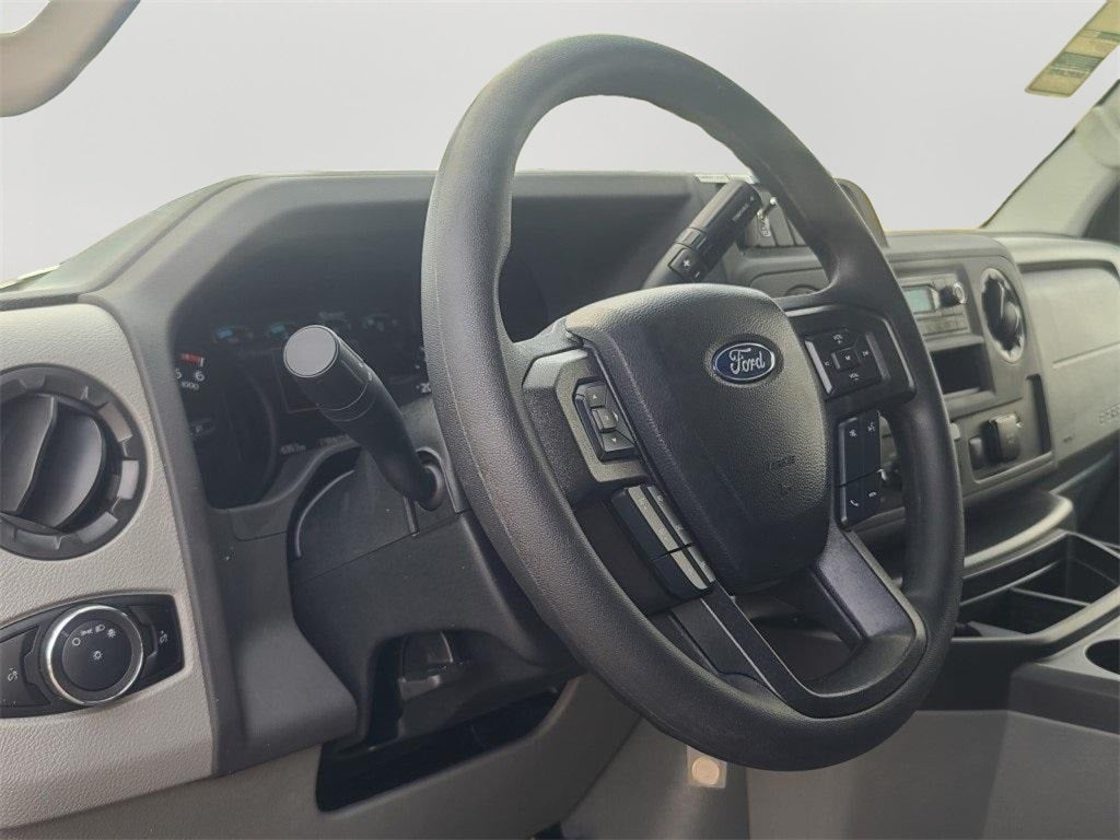 2026 Ford E-450 DRW 15 Ft ROCKPORT Box Truck W/ Tuck Under Liftgate