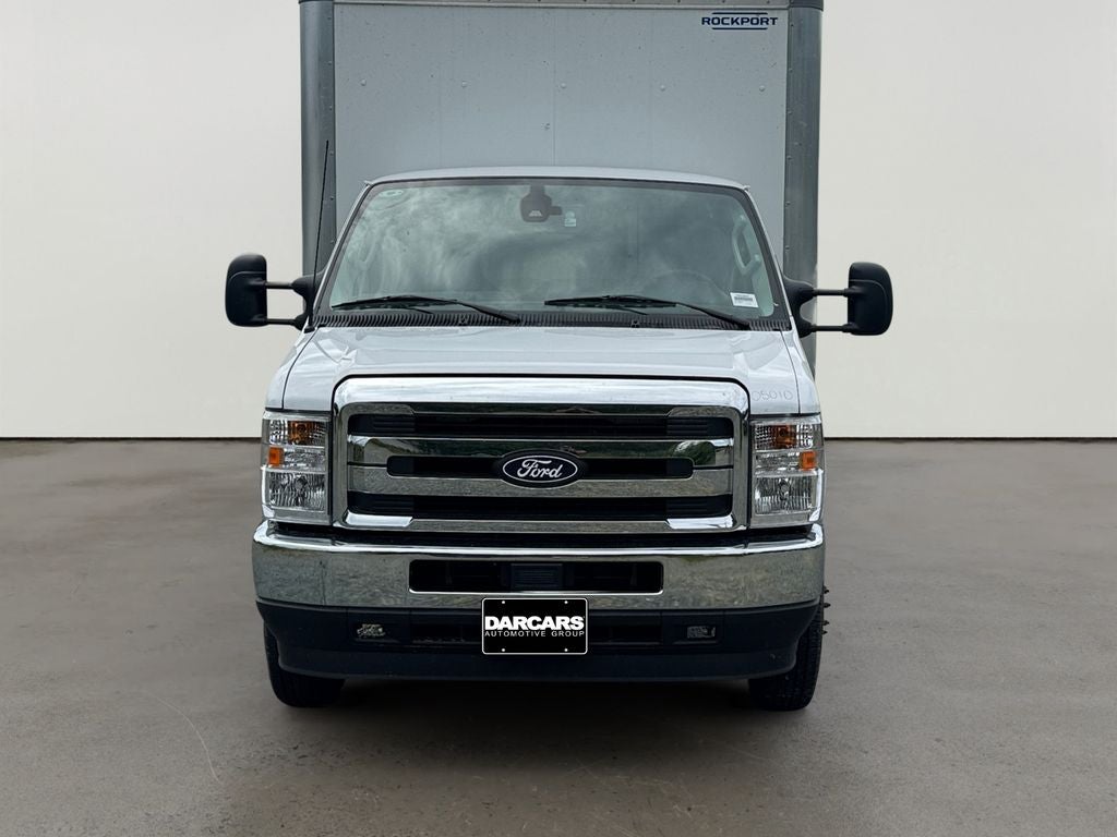 2027 Ford E-450SD Base