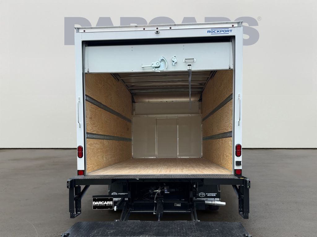 2027 Ford E-450SD Base