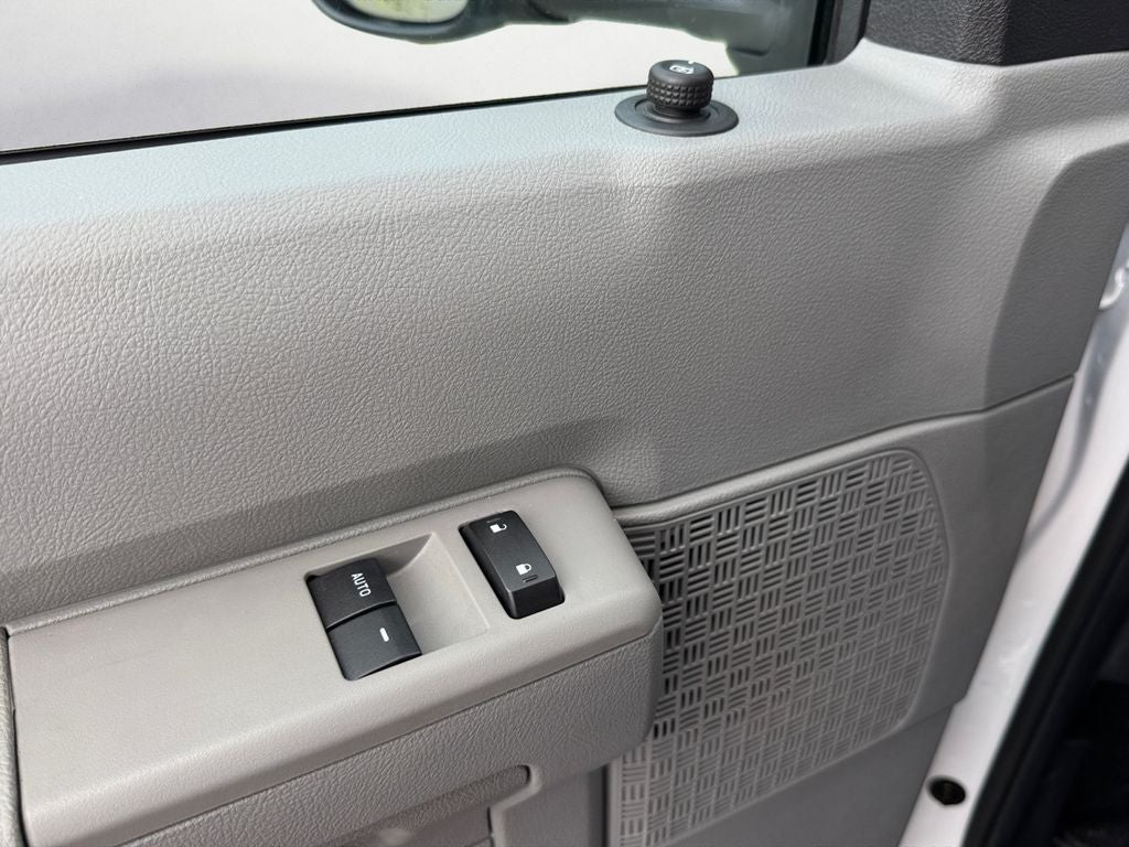 2027 Ford E-450SD Base