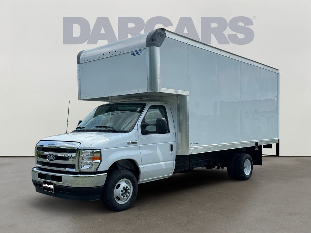 2027 Ford E-450SD Base