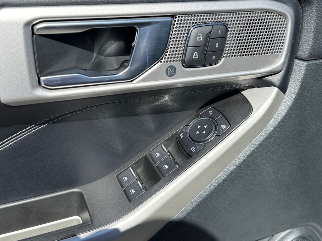 2021 Ford Explorer Limited Moon Roof