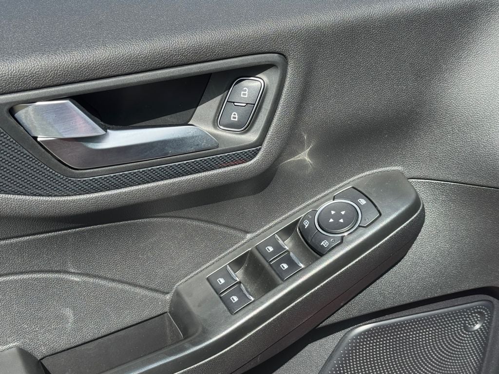 2024 Ford Escape Hybrid ST-Line