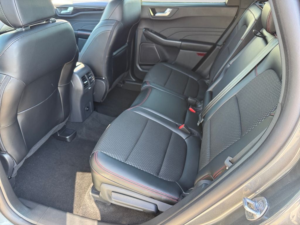 2025 Ford Escape Hybrid ST-Line