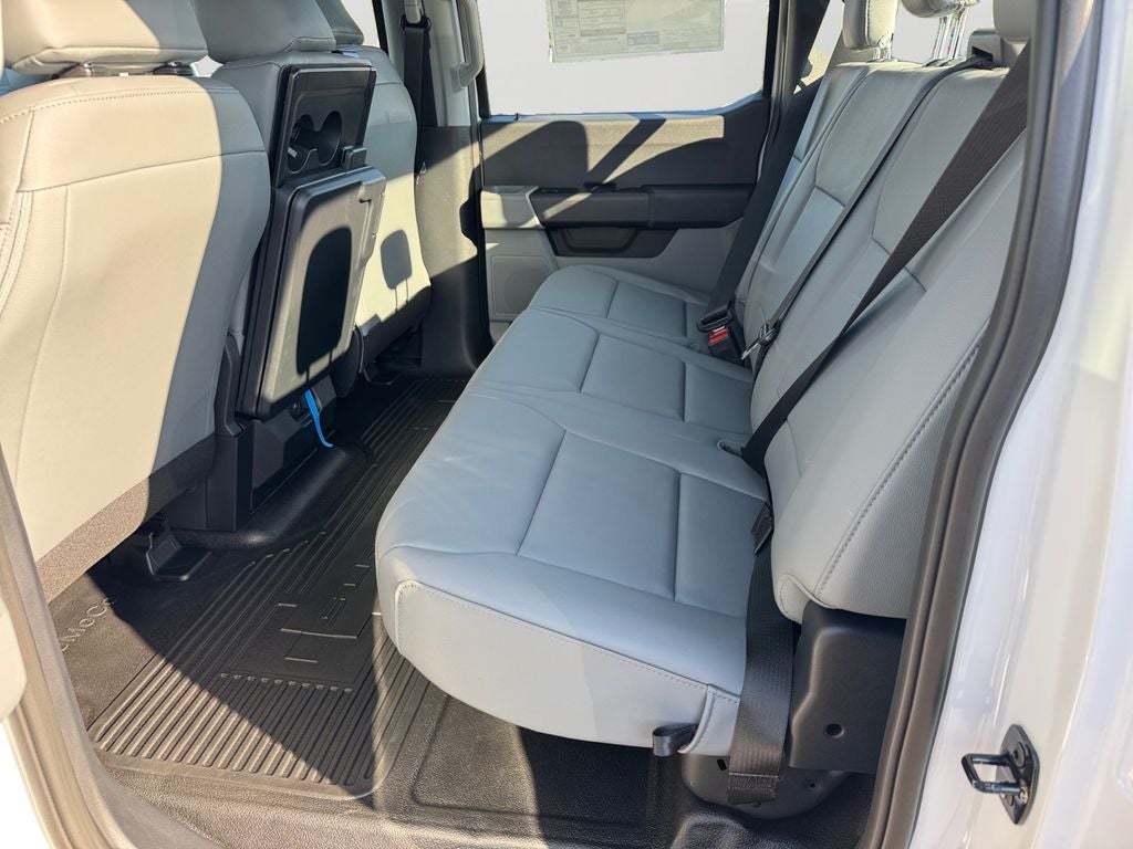2027 Ford F-250 XL Crew Cab 8 Ft Utility Truck