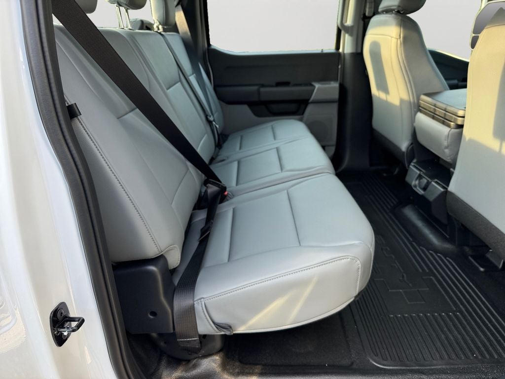 2027 Ford F-250SD XL