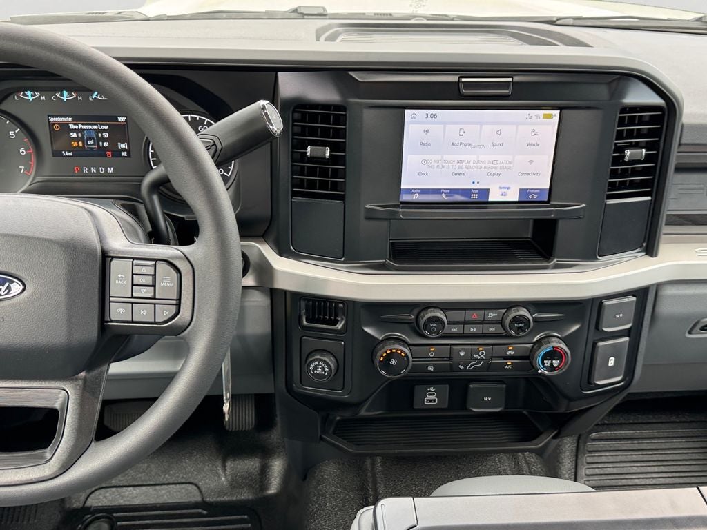 2027 Ford F-250SD XL