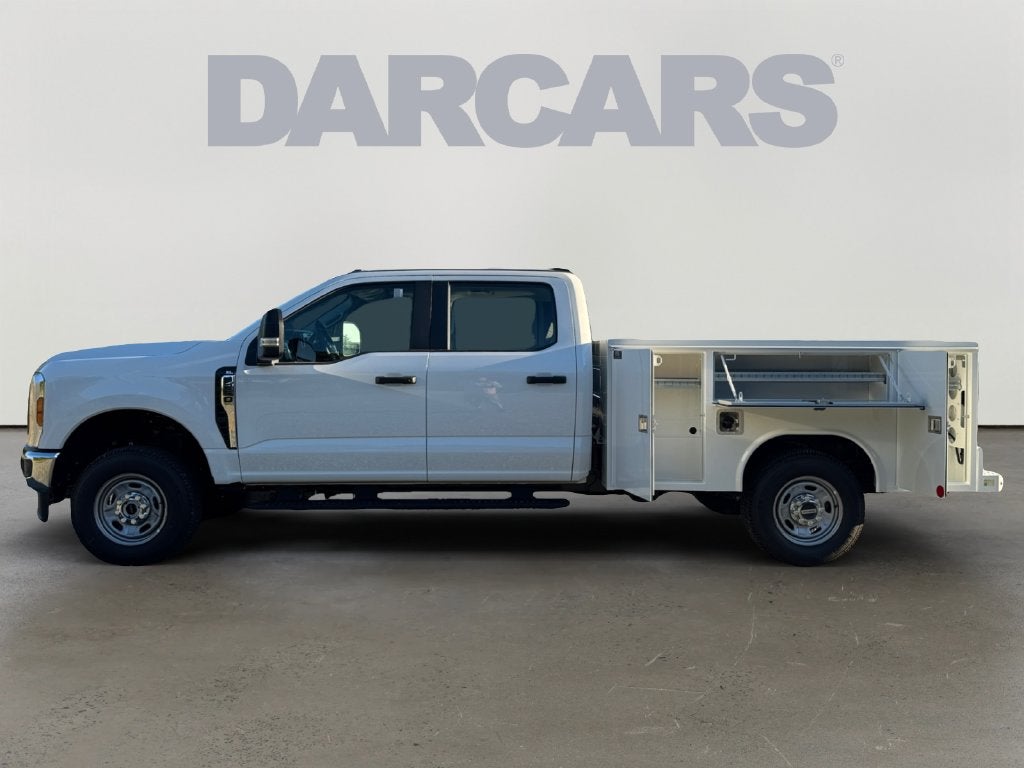 2026 Ford F-250 XL Crew Cab 8 Ft READING Utility Truck W/ Master Locks