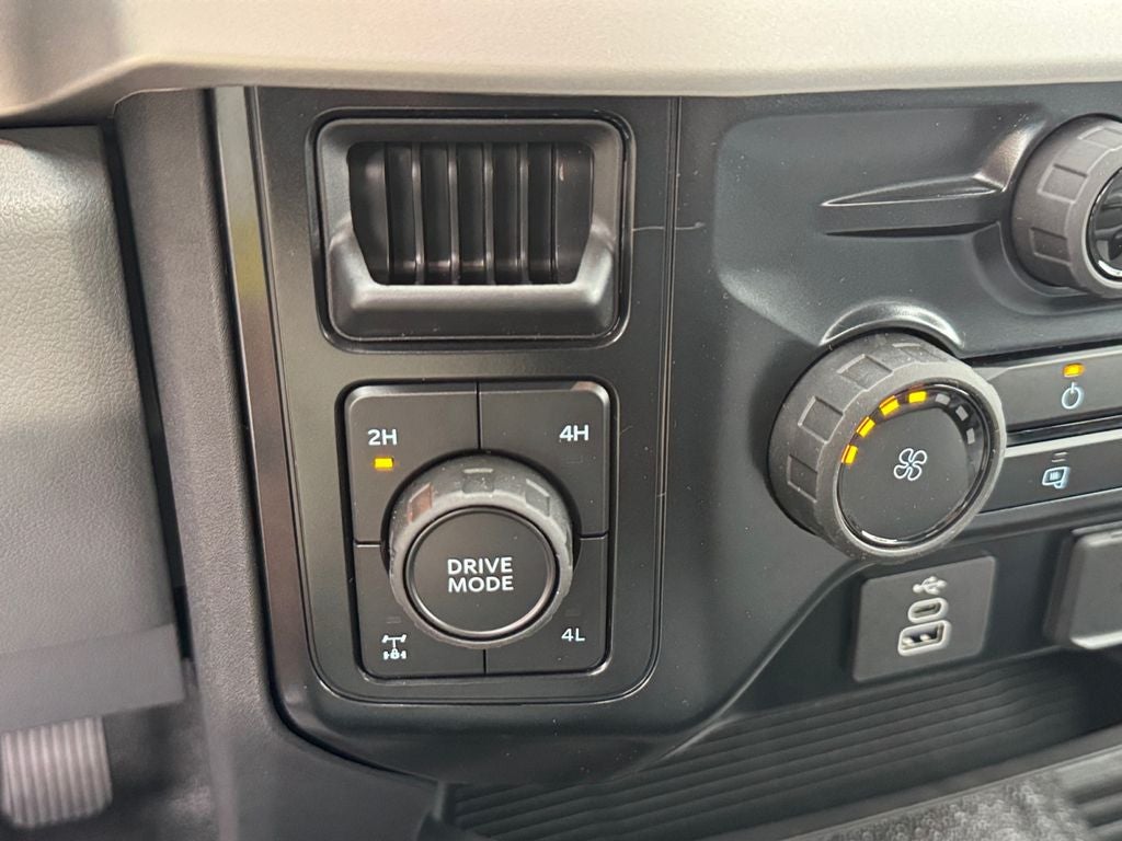 2027 Ford F-250SD XL