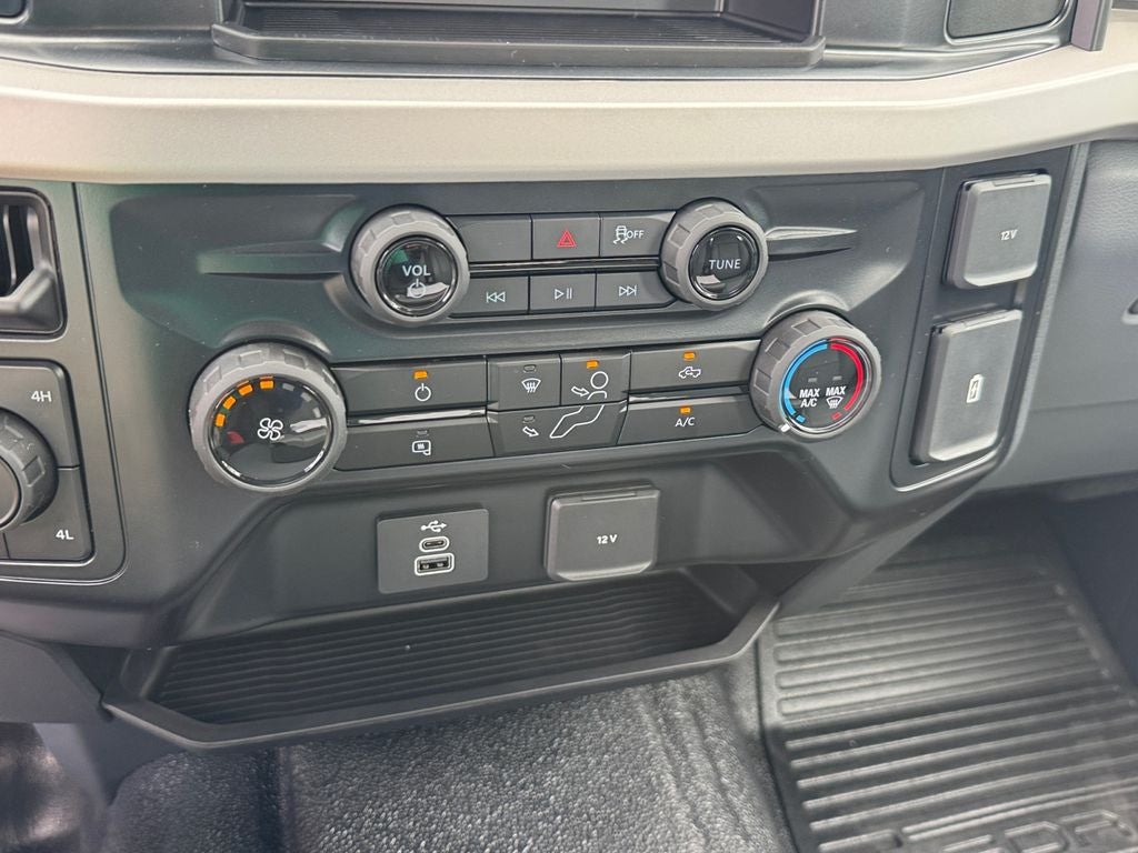 2027 Ford F-250SD XL