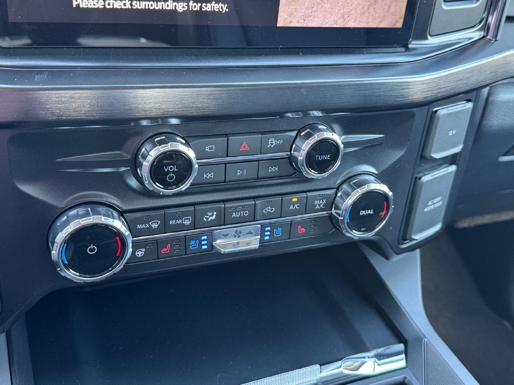 2027 Ford F-250SD Lariat