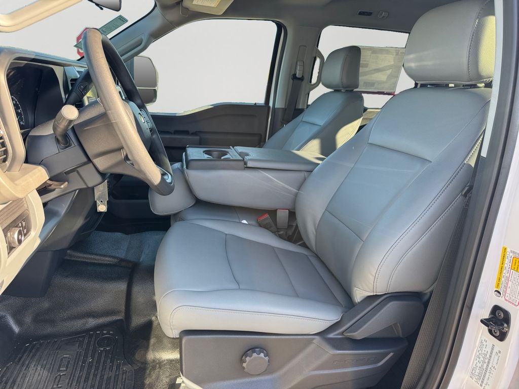 2027 Ford F-350SD XL
