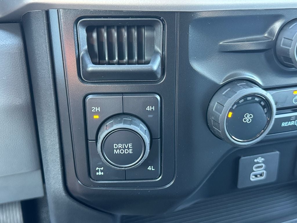 2027 Ford F-350SD XL