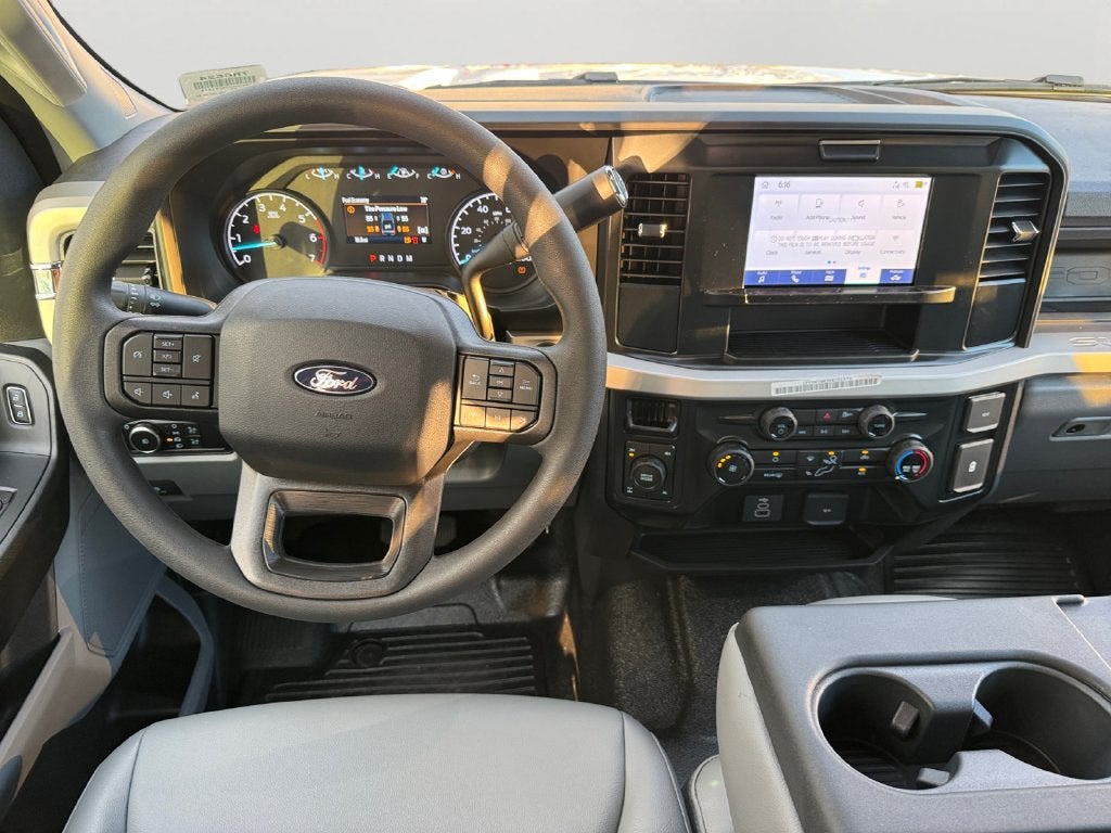 2027 Ford F-350SD XL