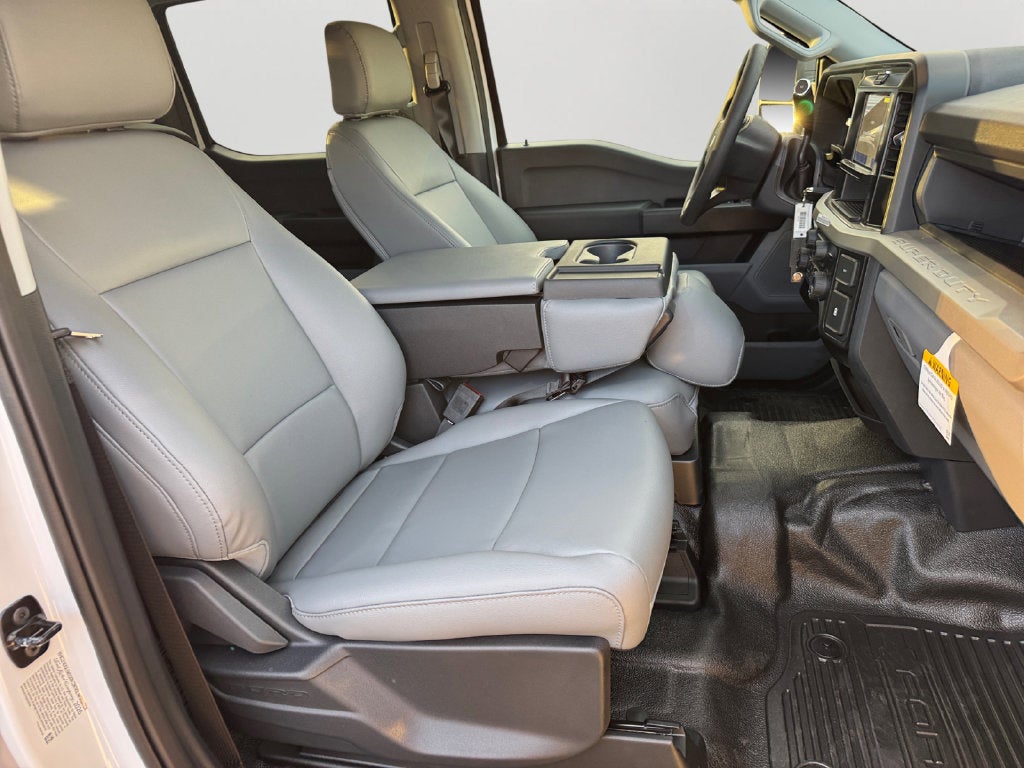 2027 Ford F-350SD XL