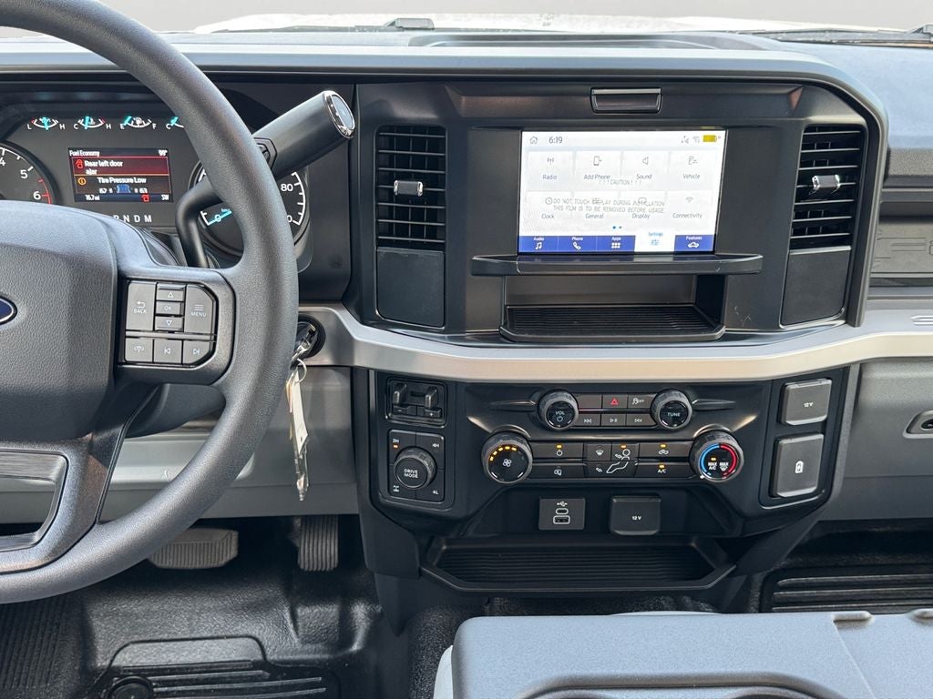 2027 Ford F-350SD XL