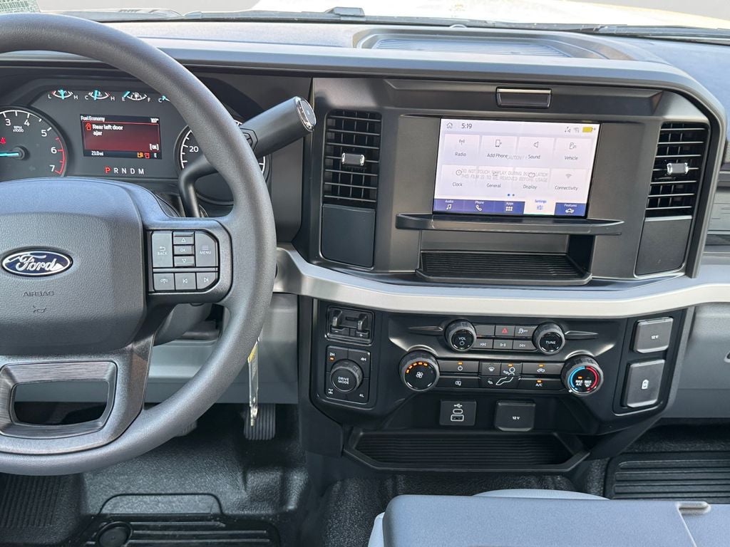 2027 Ford F-350SD XL