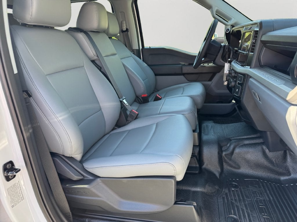 2027 Ford F-350SD XL