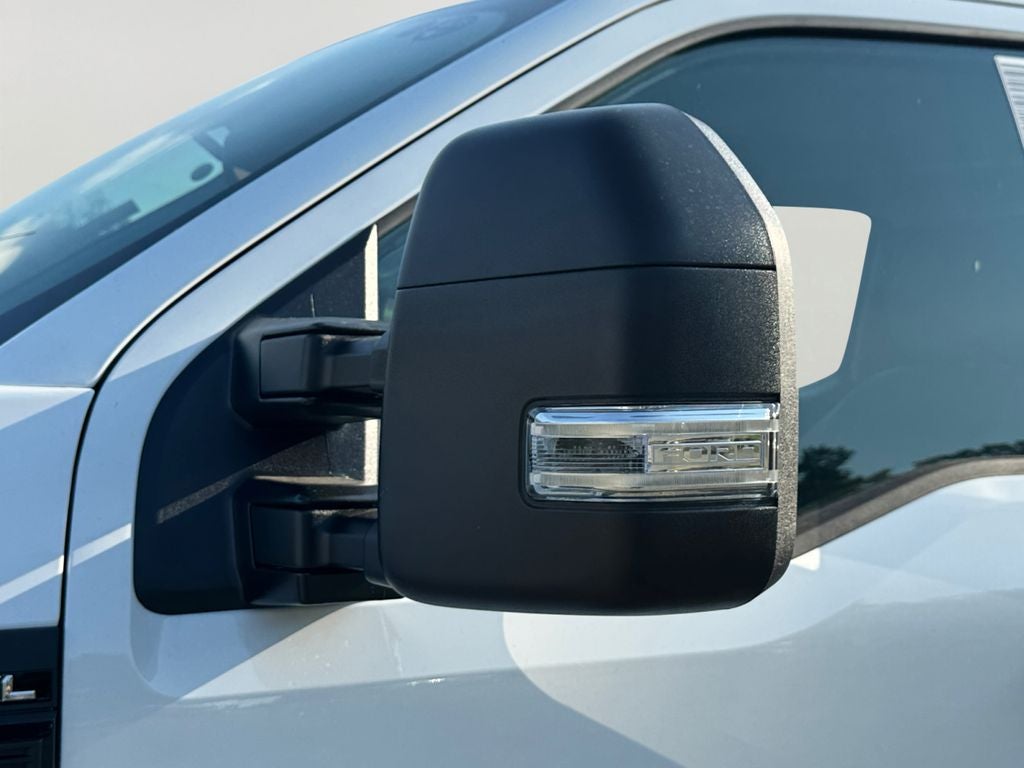 2027 Ford F-350SD XL