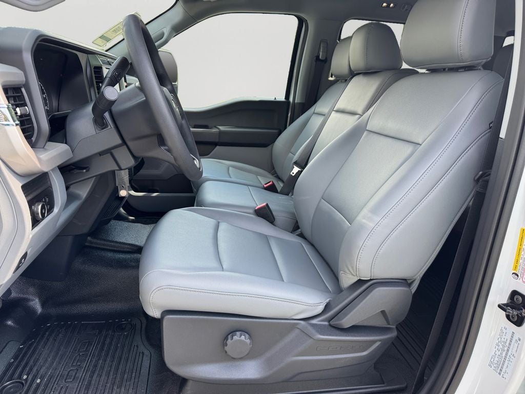 2027 Ford F-350SD XL