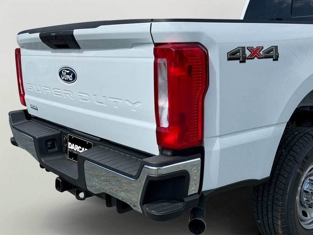 2027 Ford F-350SD XL