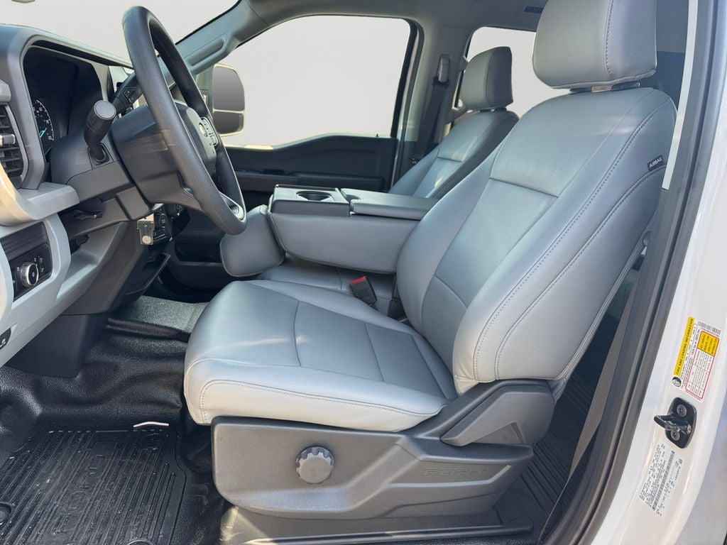 2027 Ford F-350SD XL