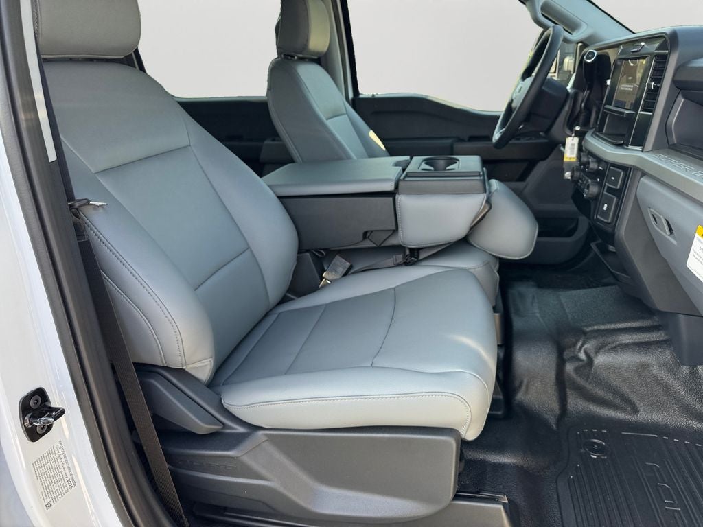 2027 Ford F-350SD XL