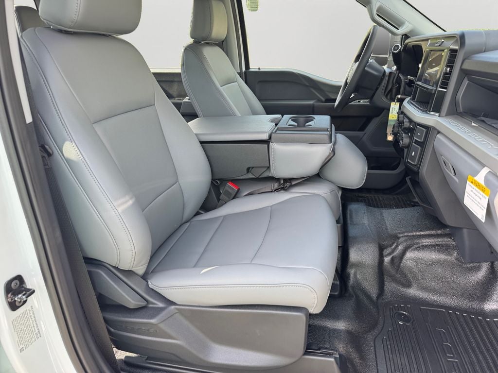2027 Ford F-350SD XL