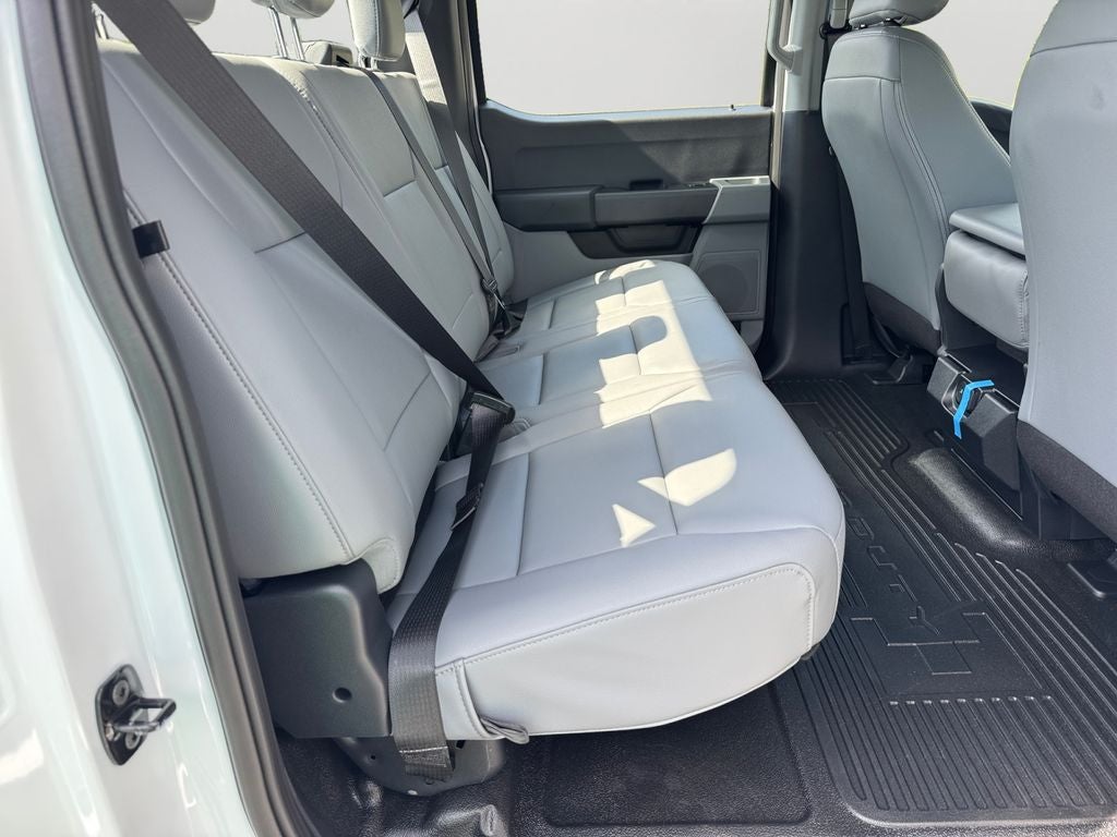 2027 Ford F-350SD XL