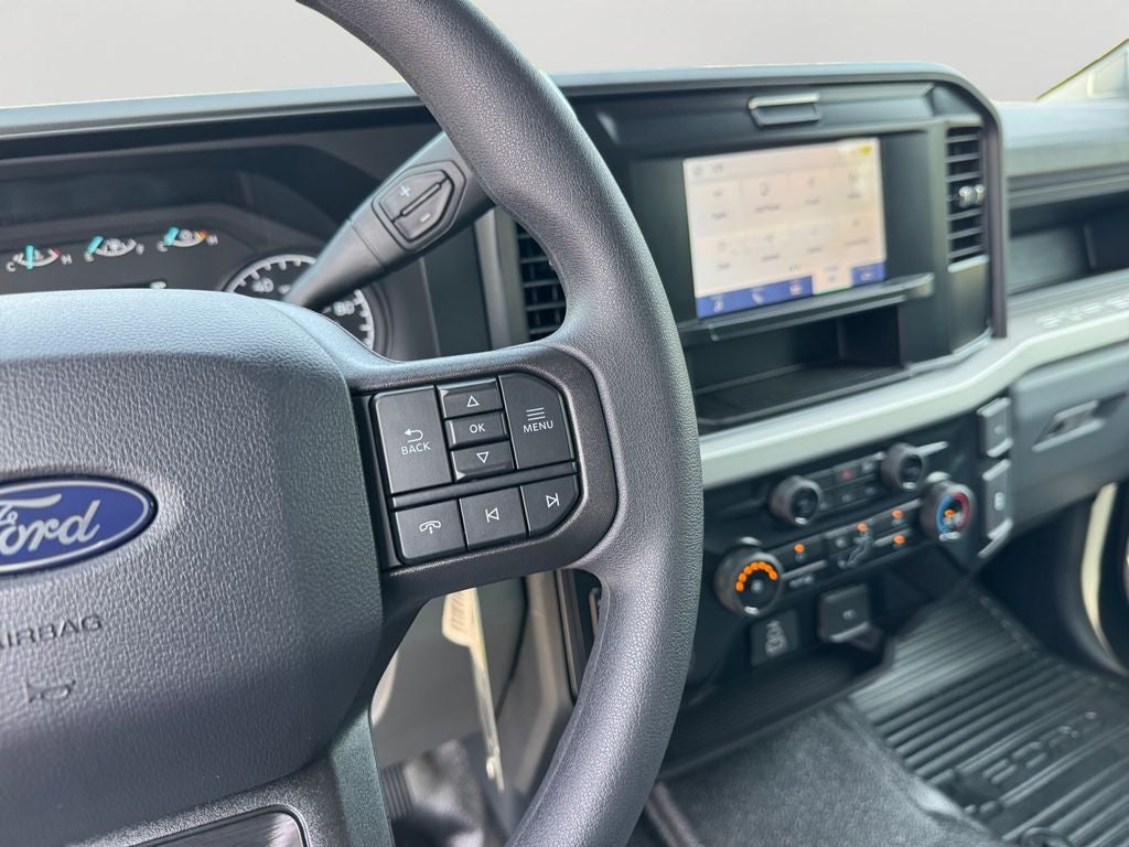 2027 Ford F-350SD XL
