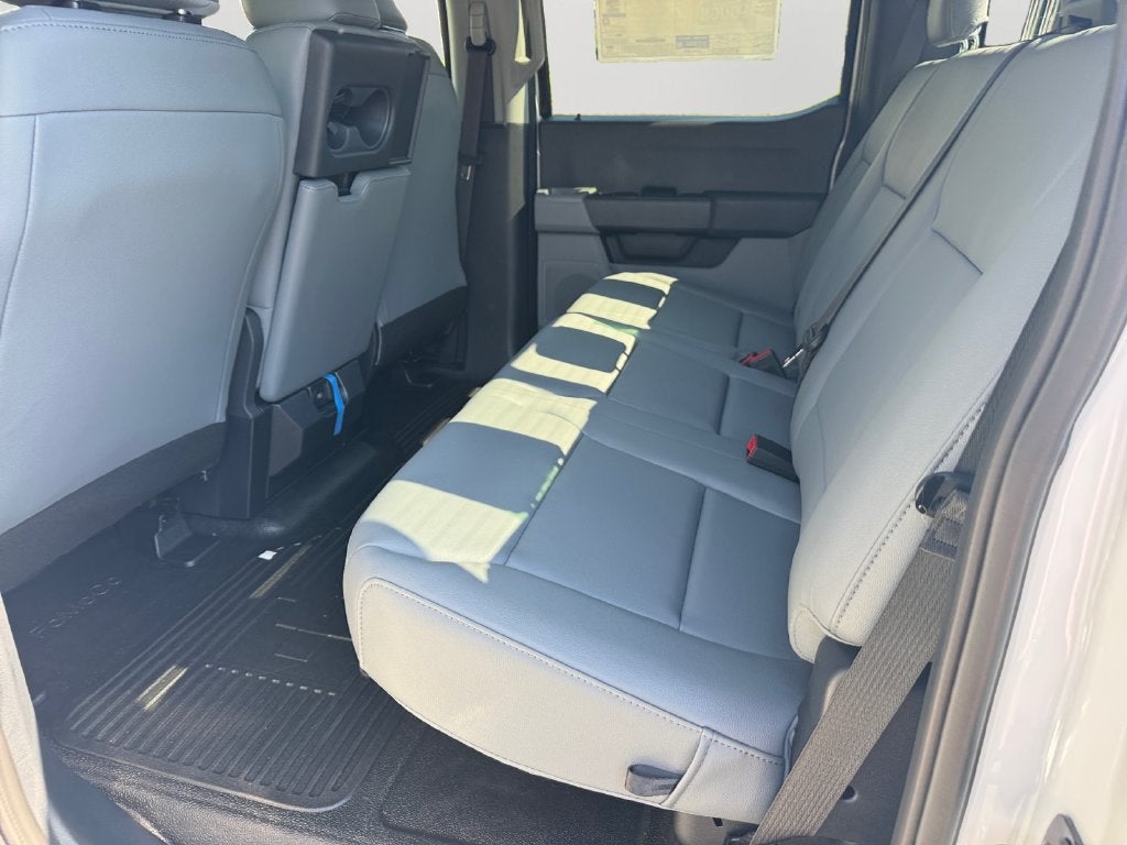2027 Ford F-350SD XL