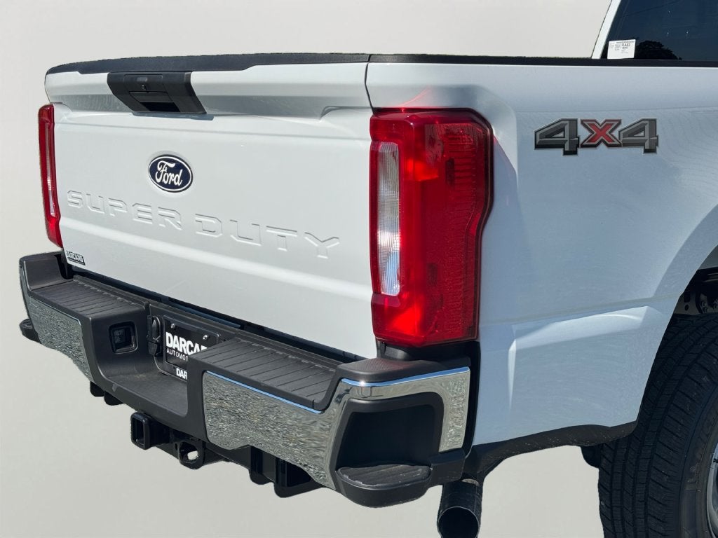 2027 Ford F-350SD XL