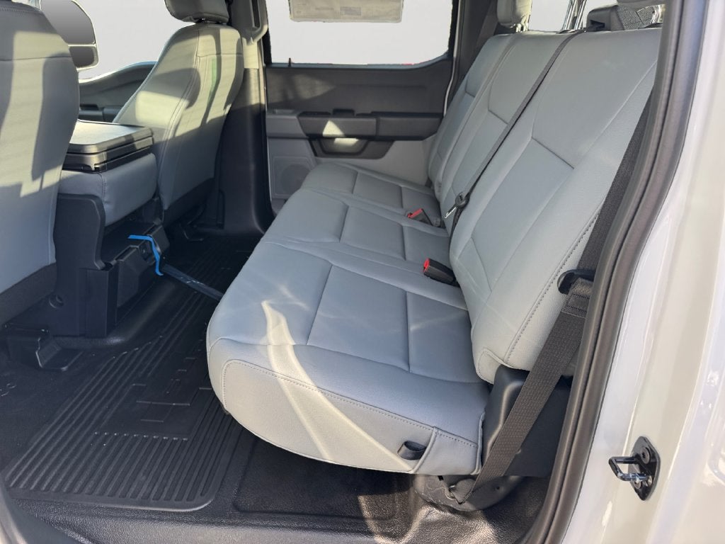 2027 Ford F-350SD XL DRW