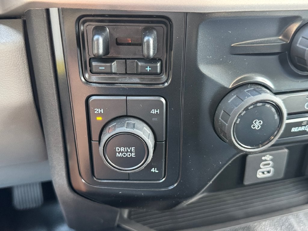 2027 Ford F-350SD XL DRW