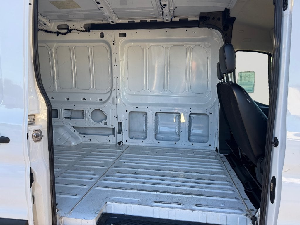 2025 Ford Transit-250 Base