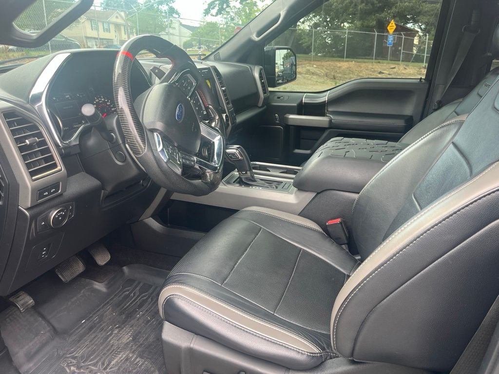 2017 Ford F-150 Raptor (Moonroof)