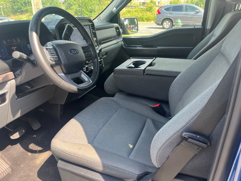 2025 Ford F-150 XLT 5.0 L V8